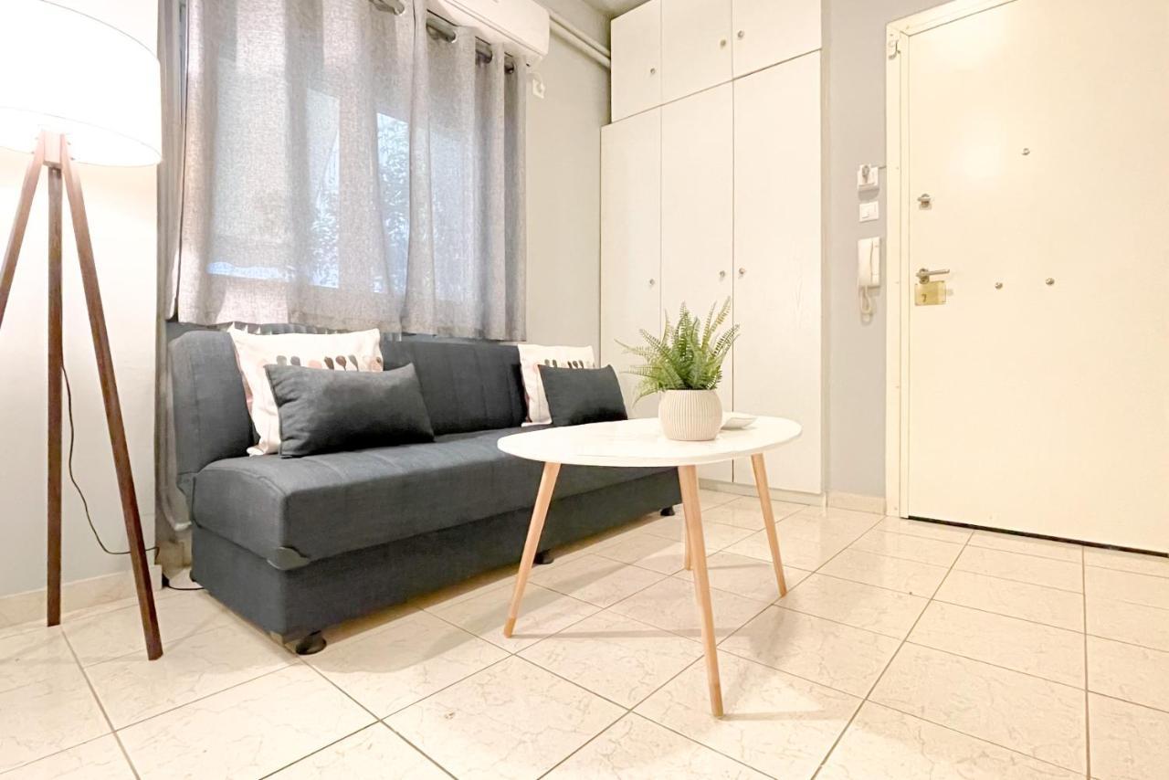 Cute 1Br Apt With Balcony In The Heart Of The City Athens Ngoại thất bức ảnh
