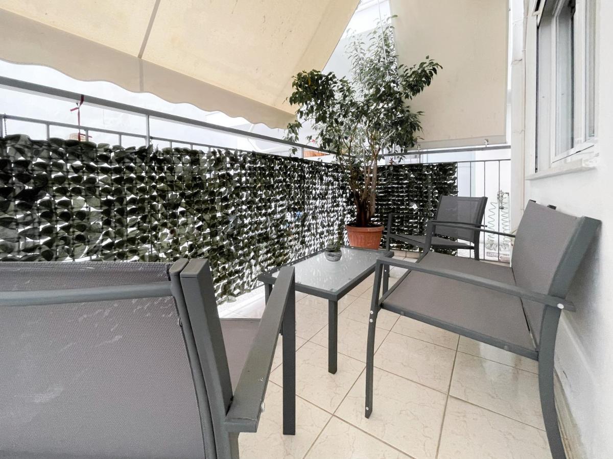 Cute 1Br Apt With Balcony In The Heart Of The City Athens Ngoại thất bức ảnh
